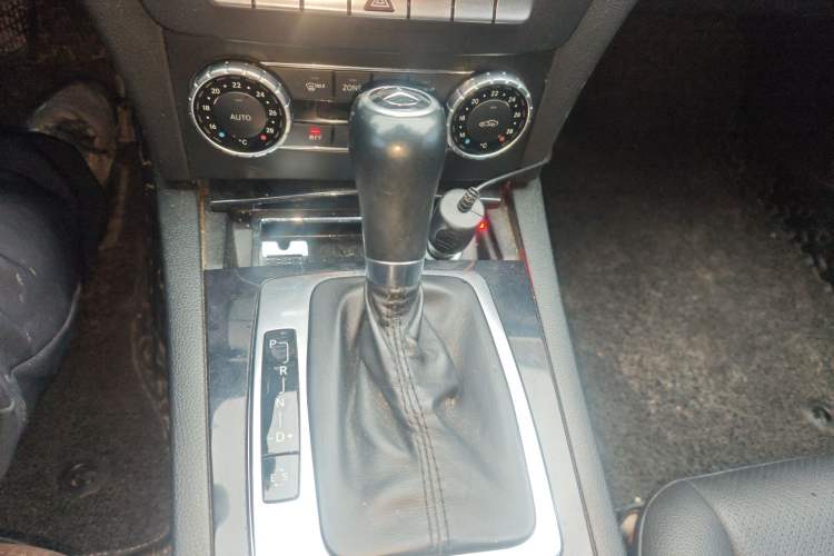 Used Mercedes-Benz C-Class 2013 C 180 Classic Grand Edition