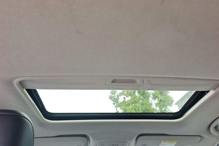 Used Chevrolet Cavalier 2016 1.5L Automatic Xinyue Edition Headliner