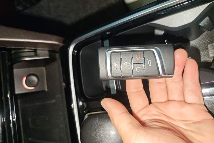 Used GAC Trumpchi GS8 2020 390T Four-Wheel Drive Luxury Smart Connect Edition (7 Seats)