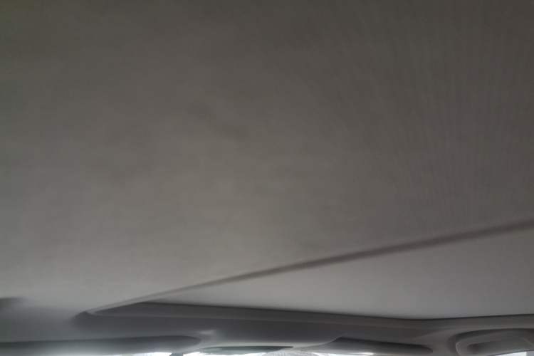 Used Honda Vezel 2017 1.8L CVT Front-Wheel Drive Pioneer Edition Headliner