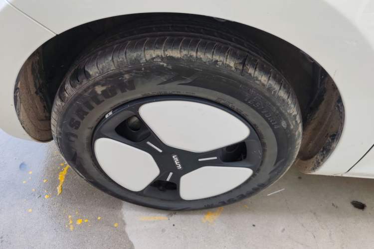 Used CHANGAN NEVO Lumin 2023 301km Honey Dew Edition
