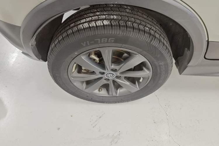 Used BYD Yuan New Energy 2019 EV535 Smart Connect Trendsetting Model