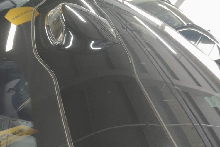 Used Nio EC6 2023 75 kWh Roof