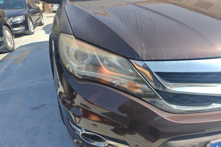 Used BYD S7 2015 2.0T Upgraded Automatic Flagship Version Right Front Headlight