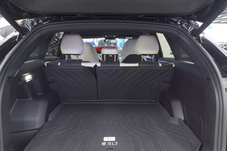 Used Geely Galaxy L7 2023 1.5T 115 km Starship
