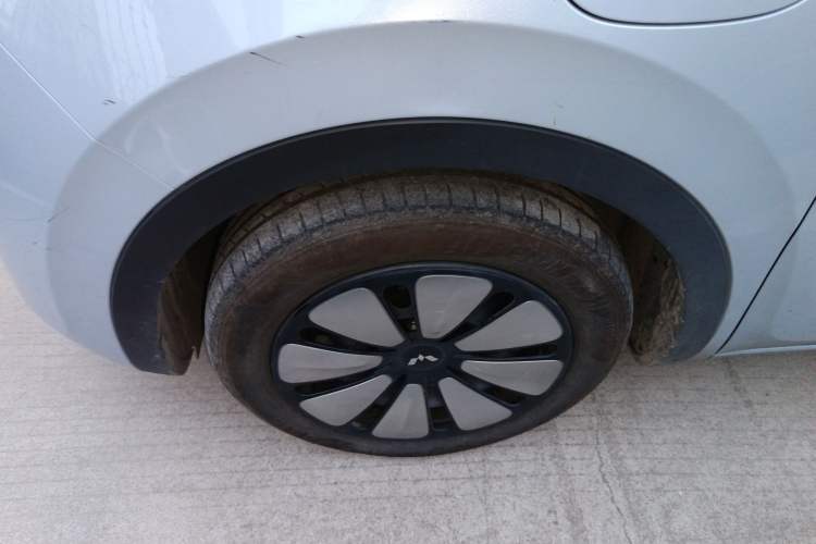 Used Wuling Bingo 2023 410 km Lingxi Deluxe Edition
