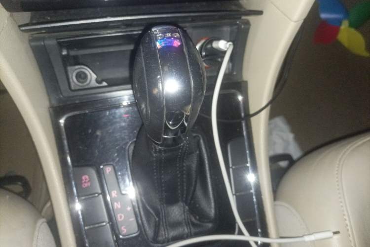 Used Volkswagen Passat 2011 1.4 TSI DSG Prestige Edition Gear Lever