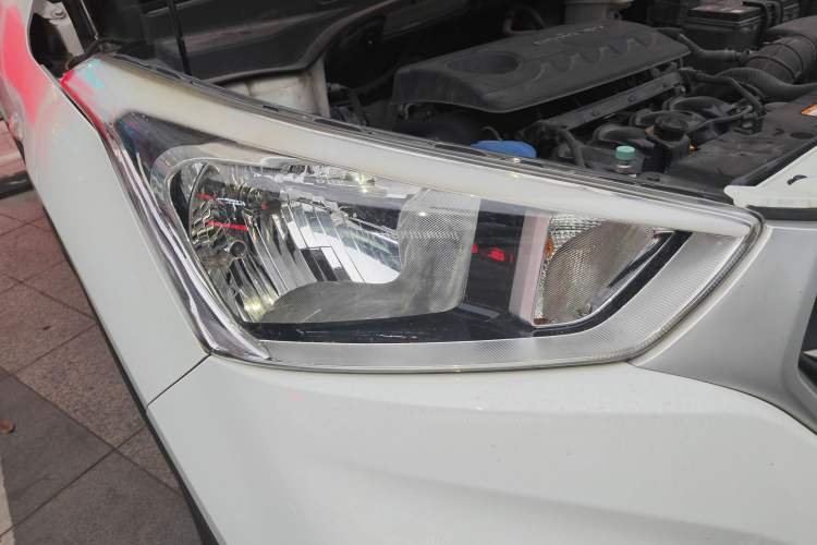 Used Hyundai ix25 2017 1.6L Manual Fashion Model