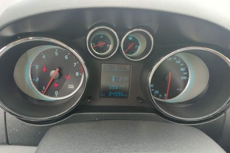 Used CHANGAN CS35 2015 1.6L Manual Luxury Model China IV Standard Instrument Cluster