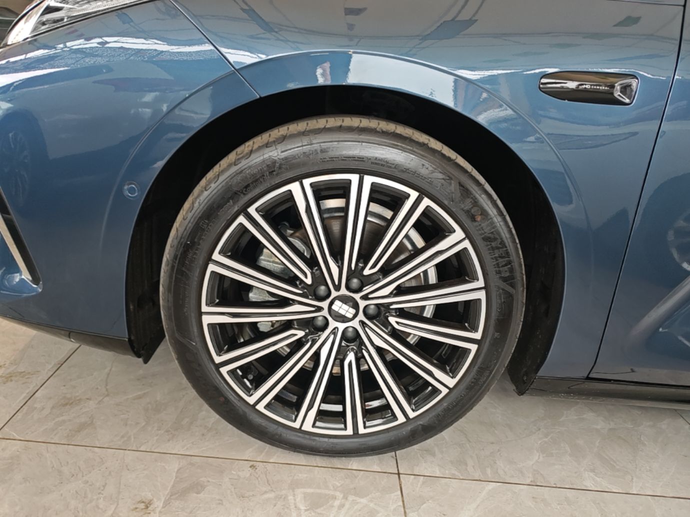 Geely Galaxy 8 2025 130km EM-P Starship Edition — снимка 10