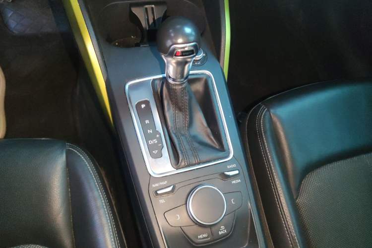 Used Audi Q2L 2018 35 TFSI Fashion Dynamic Version China V Emission Standard
