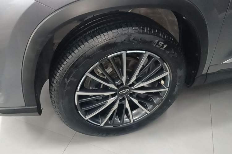 Used Chery Tiggo 8 PRO 2024 Champion Edition 290T Two-Wheel Drive Shining Version 5 Seats