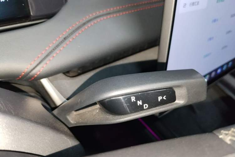 Used Xiaomi Auto SU7 2024 Four-Wheel Drive Ultra-Long Range Advanced Intelligent Driving Max Edition
