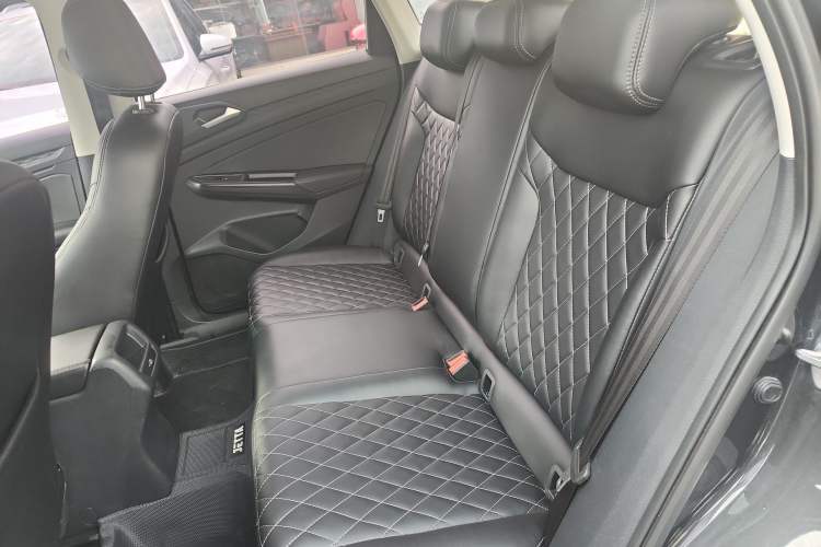 Used Jetta VS5 2022 280TSI Automatic Trendy Pro Version Left Rear Seat