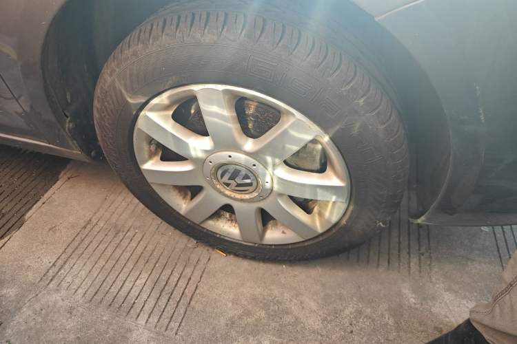 Used Volkswagen Touran 2008 2.0L Zhiya Edition Automatic 5 Seats