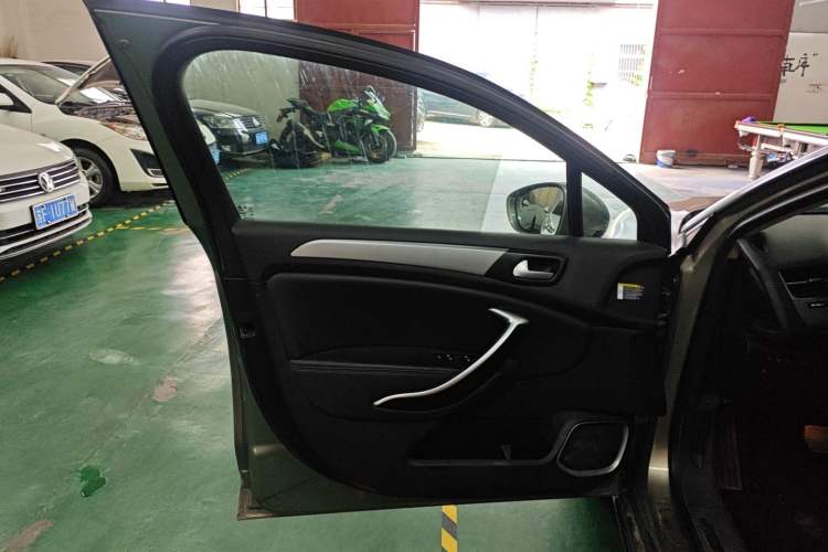 Used Citroen C5 2017 350THP Automatic Luxury Model