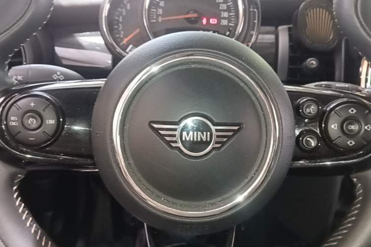 Used MINI 2019 1.5T COOPER Artist Five-Door Edition
