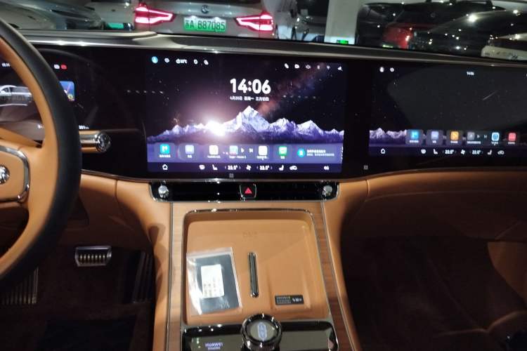 Used Hima S800 2025 Model, Pure Electric Starlight Premium Edition, 5 Seats