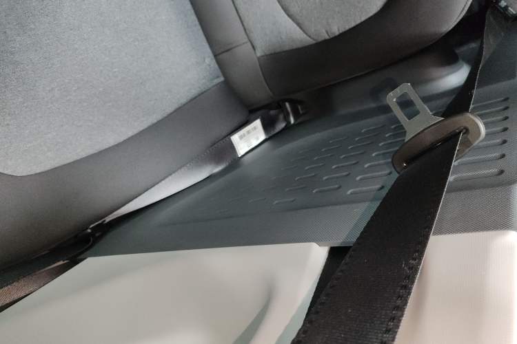 Used Wuling Hongguang MINIEV 2022 Macaron Premium Model – Lithium Iron Phosphate