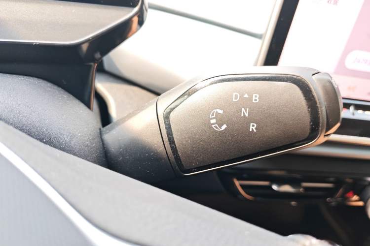 Used Volkswagen ID.4 X 2025 Smart Version Pure & Intelligent Enjoyment Edition