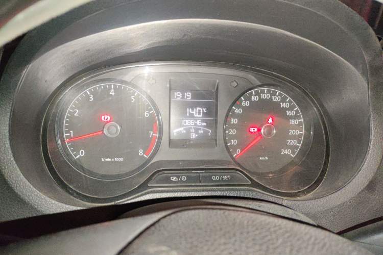 Used Volkswagen Polo 2014 1.4L Manual Fashion Edition
