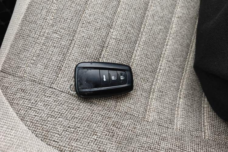 Used Toyota Levin 2021 Dual-Motor 1.8H E-CVT Leading Edition Vehicle Key