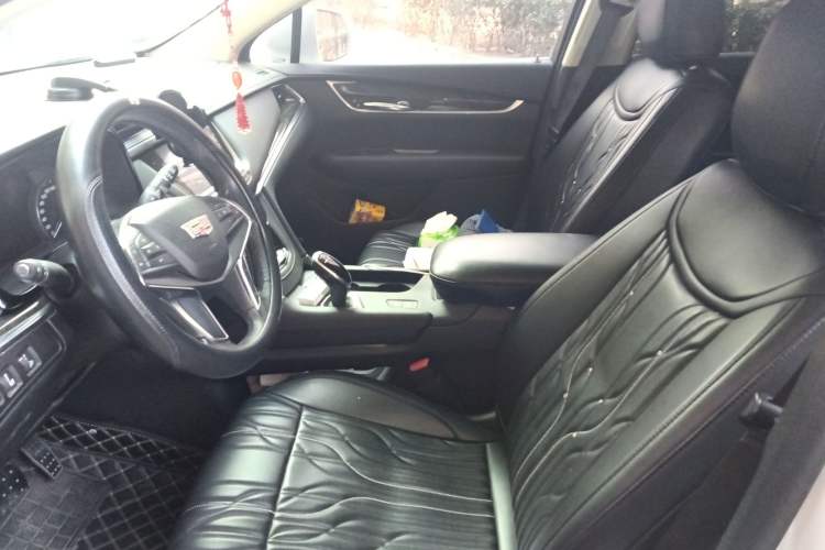 Used Cadillac XT5 2018 25T Luxury Model
