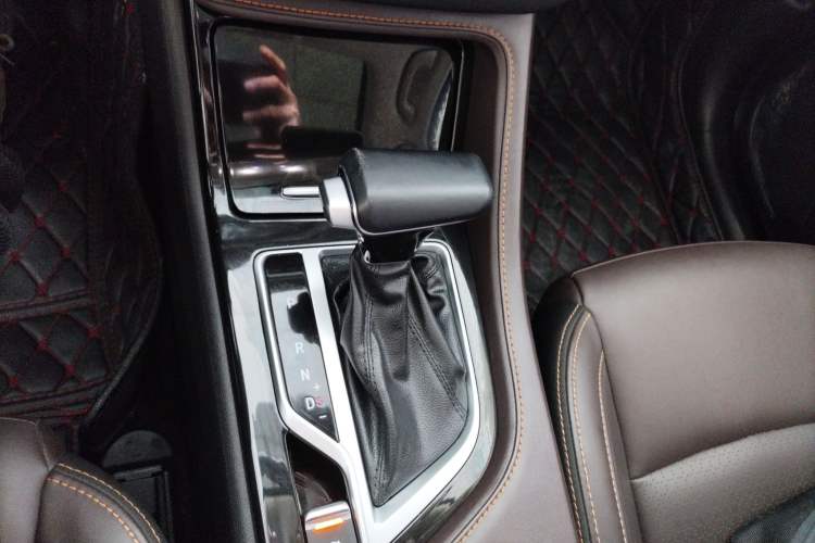 Used Changan CS35PLUS 2018 1.6L Automatic Changlian Edition China V Standard
