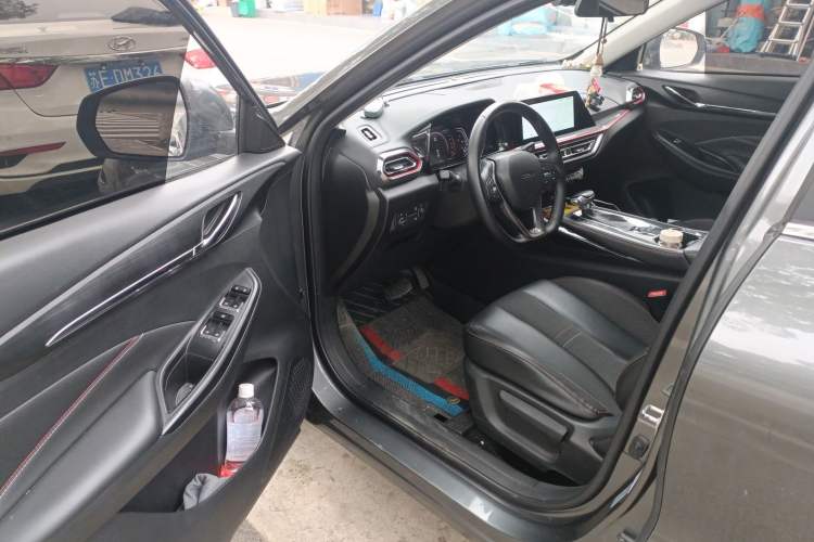 Used CHANGAN OSHAN X5 2021 1.6L CVT Luxury Model
