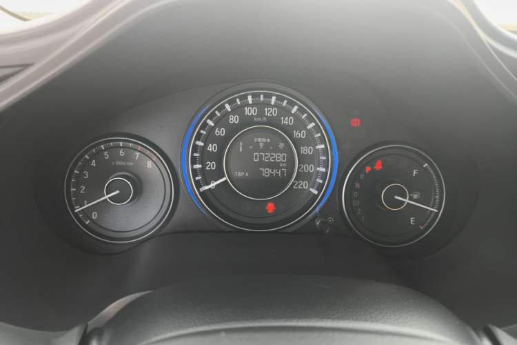 Used Honda Crider 2015 1.8L automatic luxury edition Instrument Cluster