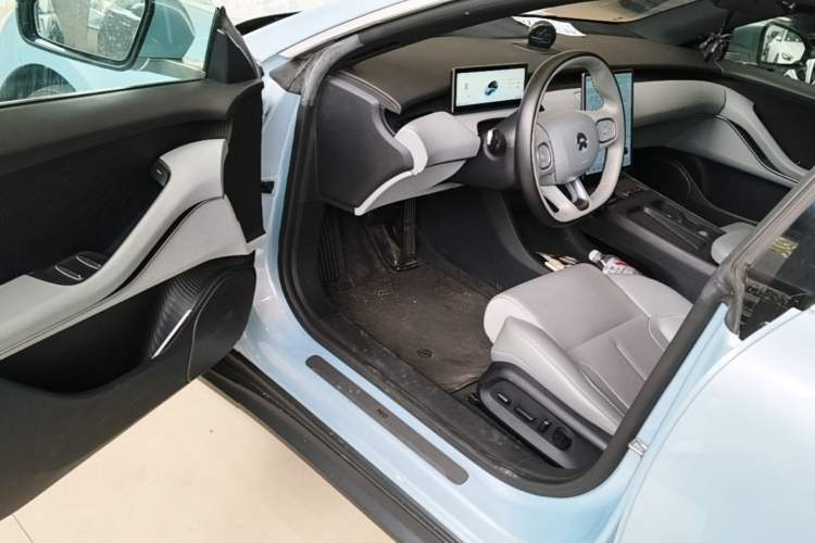 Used Nio ET5T 2023 75 kWh Touring Driver Seat