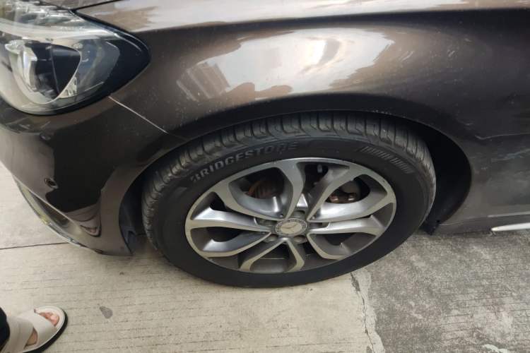 Used Mercedes-Benz C-Class 2015 C 200 L Sport Edition Left Front Wheel Hub