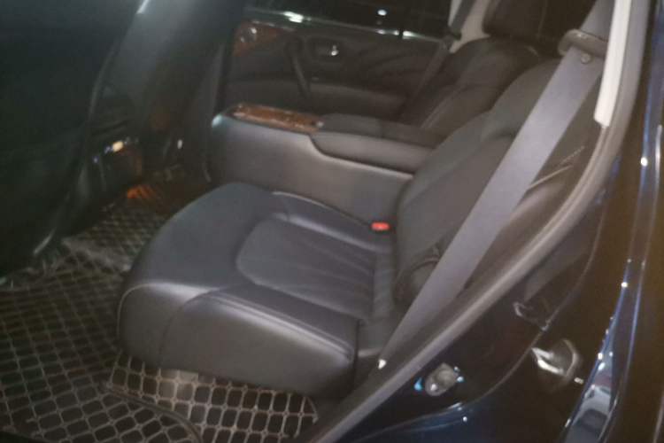 Used Infiniti QX80 2016 5.6L 4WD