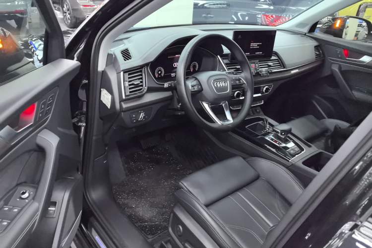 Used Audi Q5L 2022 Updated 45T Prestige Dynamic Edition Driver Seat
