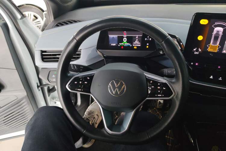 Used Volkswagen ID.4 X 2023 Pure Smart Edition Steering Wheel