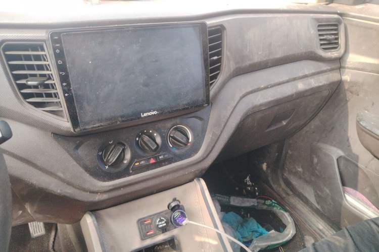 Used Wuling Hongguang V 2022 1.5L Jingqu Version Hydraulic Power Steering LAR