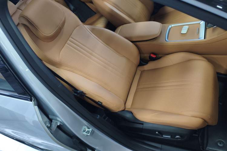 Used Geely Galaxy L7 2025 EM-i 115km Exploration+ Edition
