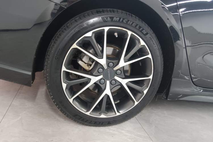 Used Lynk & Co 03 2020 1.5TD DCT JingPro Edition Right Rear Wheel Hub