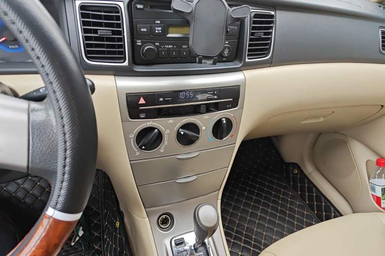 Used Toyota Corolla EX 2013 1.6L Automatic Luxury Edition