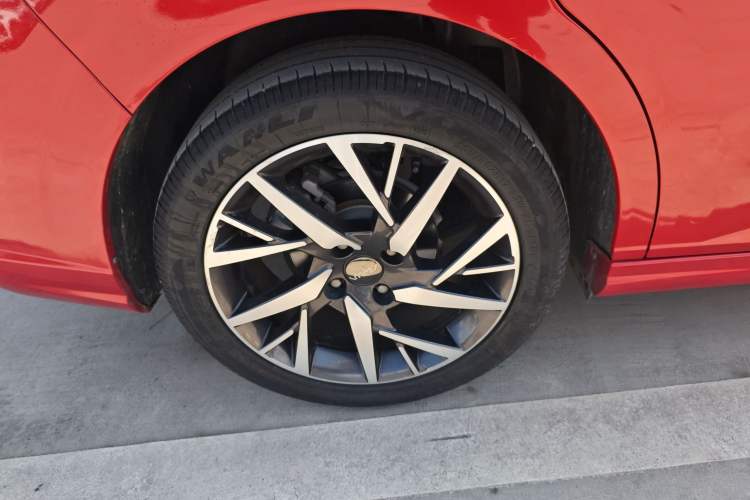 Used Dongfeng Aeolus Yixuan 2020 230T Automatic Advanced Edition
