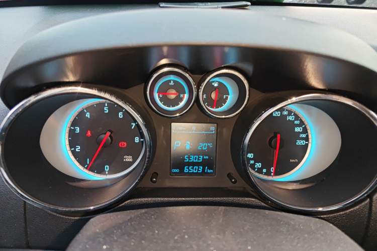 Used CHANGAN CS35 2012 1.6L Automatic Luxury Version China IV Standard Instrument Cluster