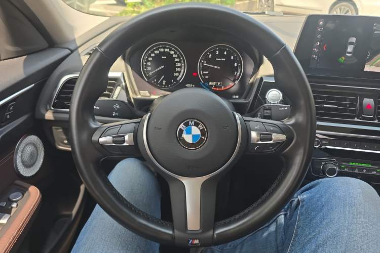 Used BMW 1 Series 2023 125i M Sport Night Edition Steering Wheel