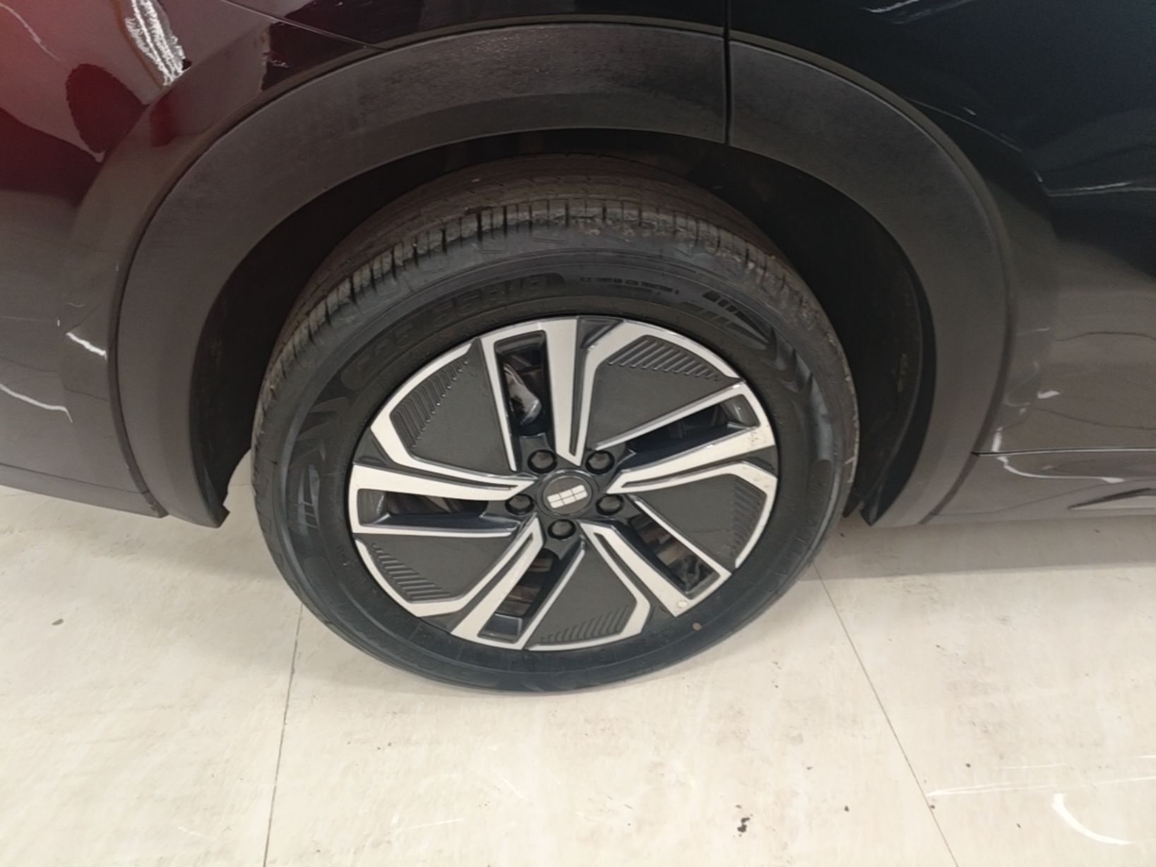 Geely Galaxy Xingjian 7 EM-i 2026 525km Long-Range+ — снимка 11