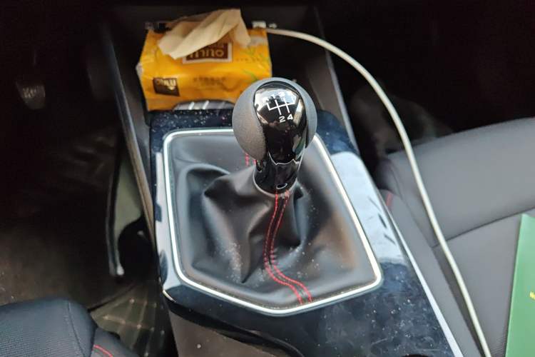 Used MG 5 2023 180 DVVT Manual Fashion Edition
