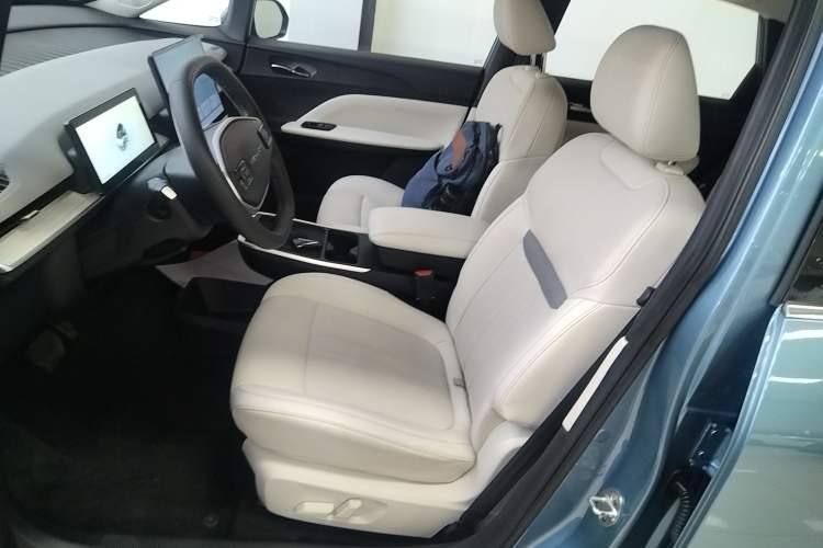 Used Venucia VX6 2023 520 Max
