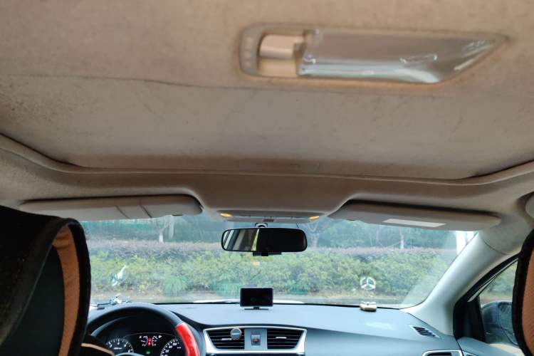 Used Nissan Sylphy 2018 1.6XV CVT Deluxe Edition Headliner