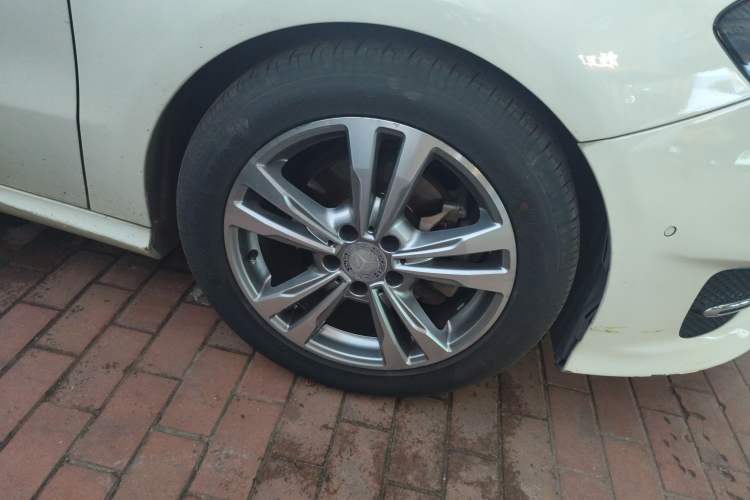 Used Mercedes-Benz B-Class 2015 B 200 Fashion Model
