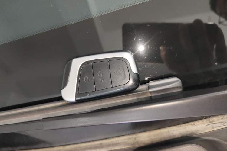 Used Chery Little Ant 2022 Restyled Version Sweet Pink Edition Half-Sugar Version 28.8 kWh 30 kW 301 km