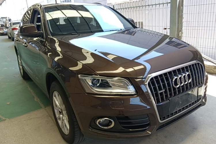 Used Audi Q5 2016 40 TFSI Trendy Edition Front Right 45 Deg
