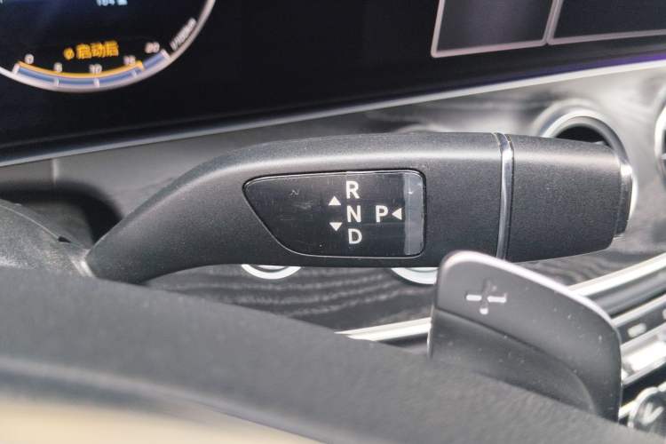 Used Mercedes-Benz E-Class 2017 E 200 L Sport 4MATIC Gear Lever